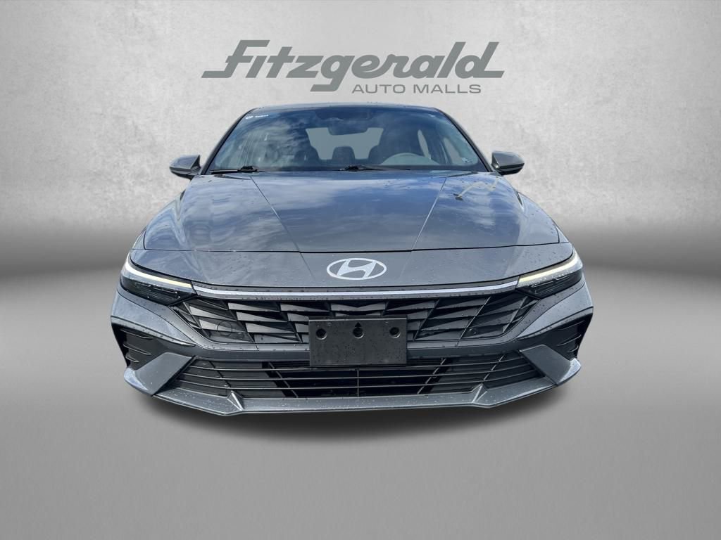 Used 2024 Hyundai Elantra SEL video 2