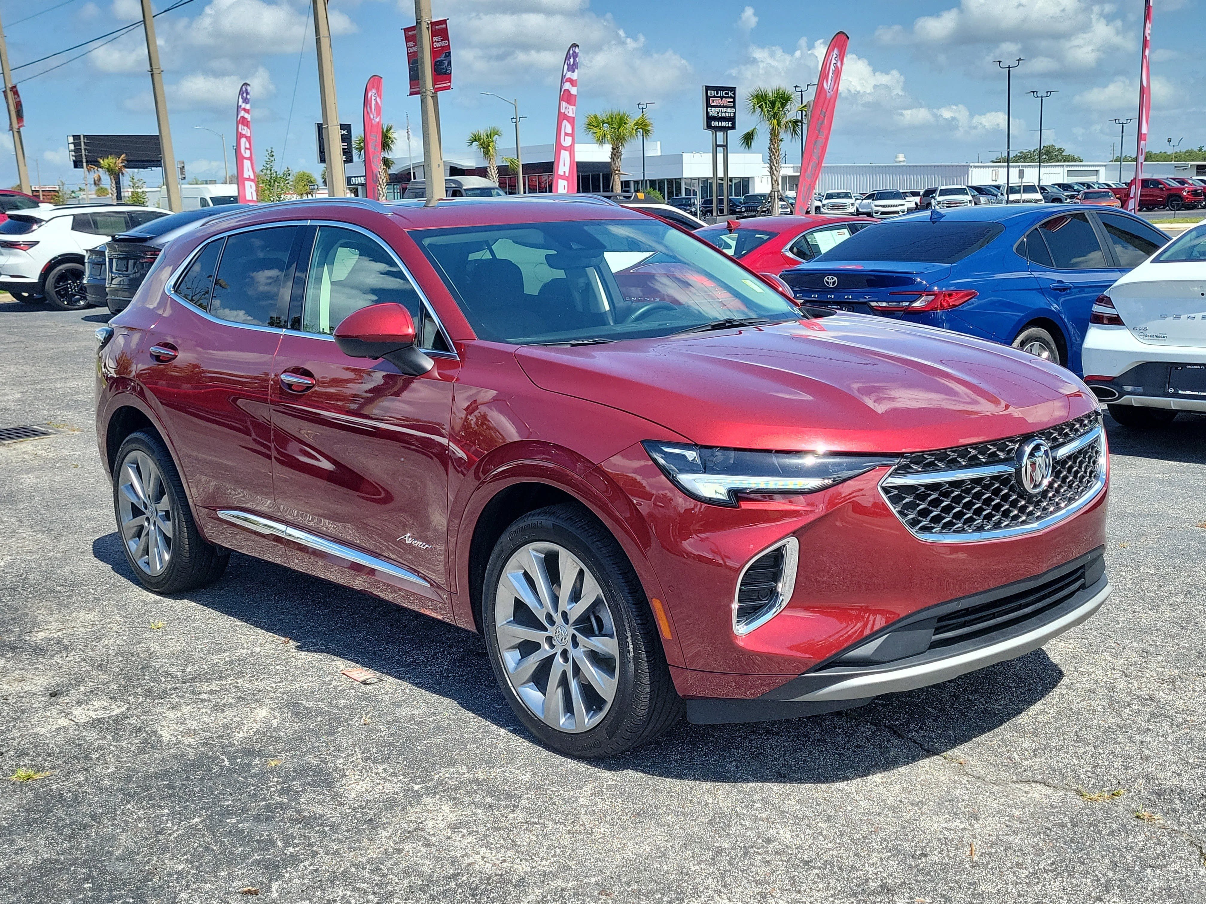 Used 2023 Buick Envision Avenir FWD image 3