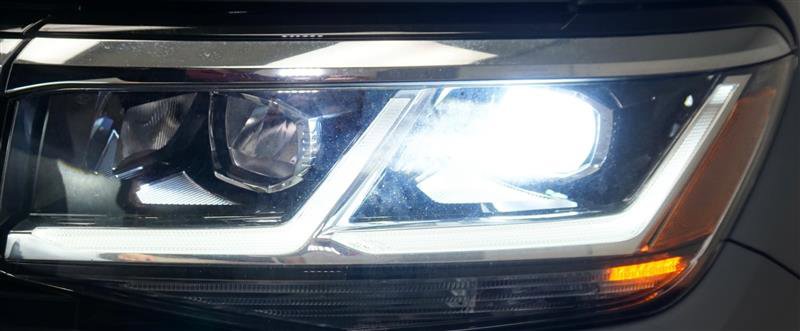 Used 2021 Volkswagen Atlas Cross Sport SEL Premium image 49