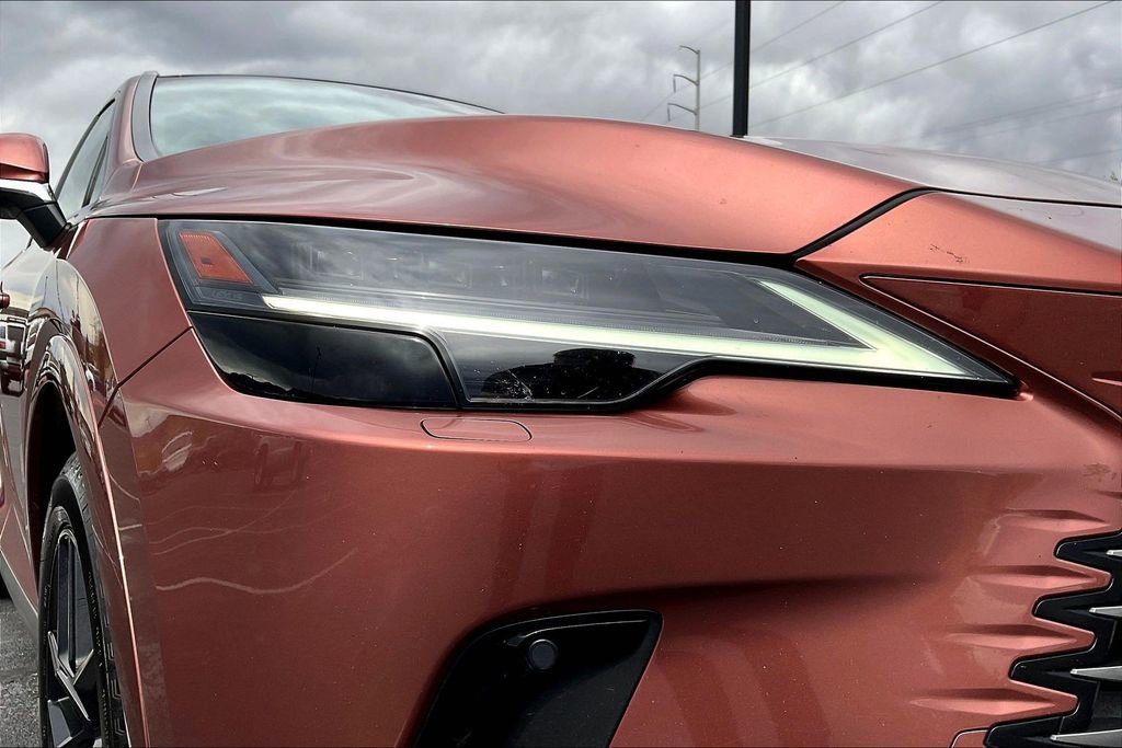 Used 2024 Lexus RX 450h AWD w/ Convenience Package image 32