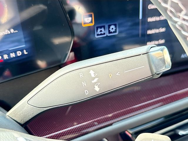 New 2026 Chevrolet Traverse Z71 w/ Driver Confidence Package image 18