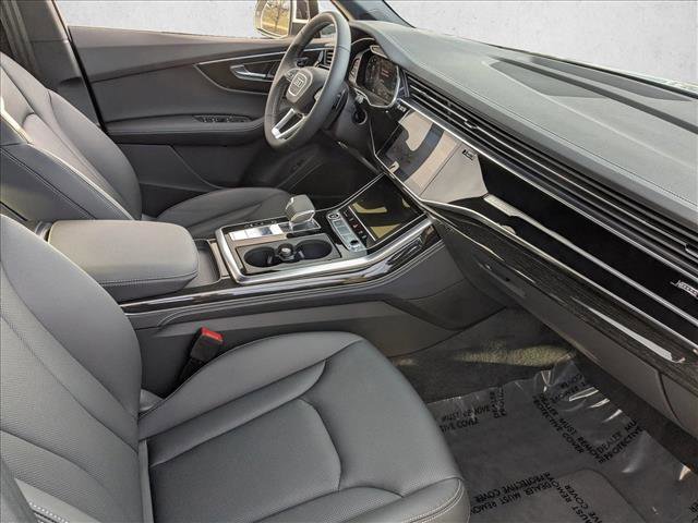 Used 2025 Audi Q7 Premium Plus image 24