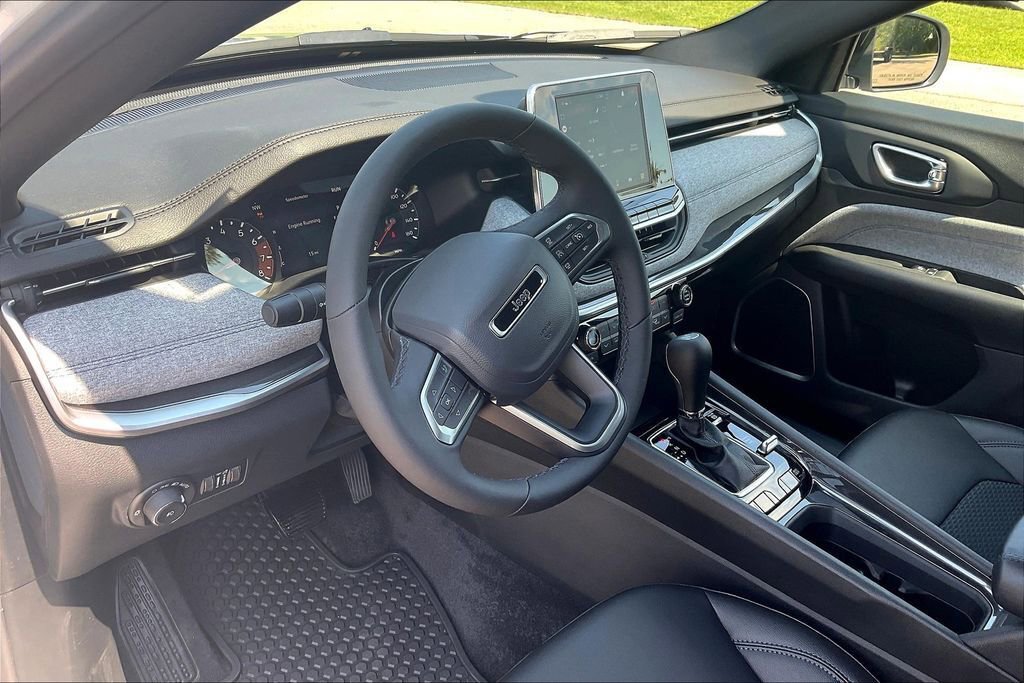 New 2025 Jeep Compass Latitude w/ Convenience Group image 6