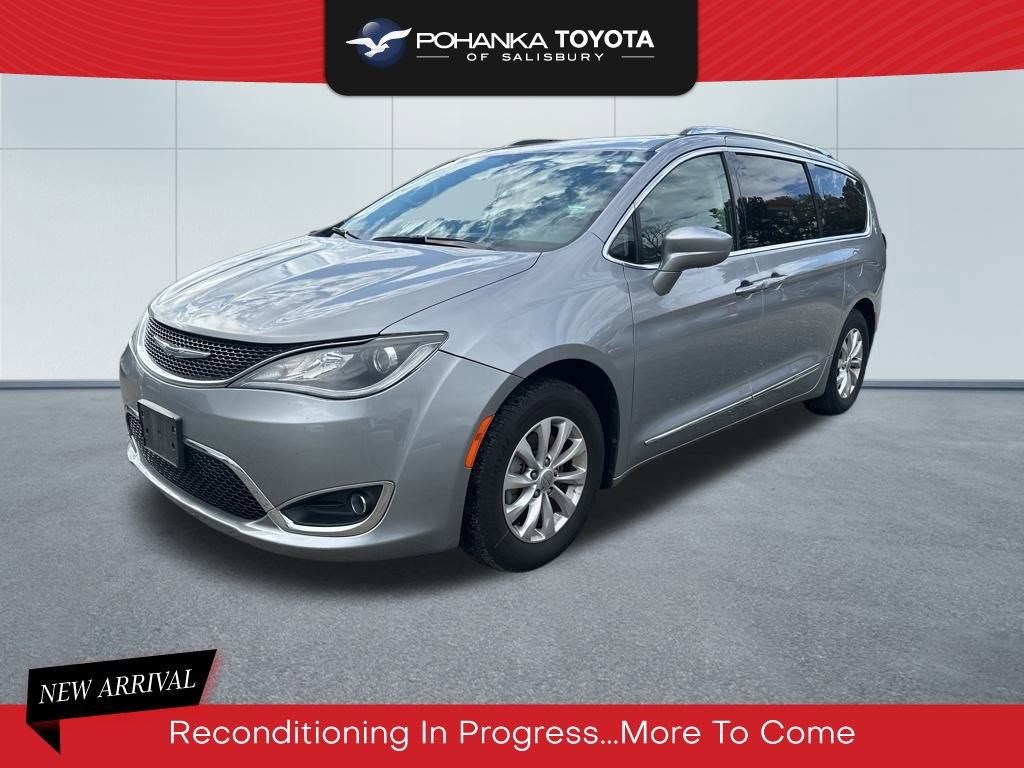 Used 2019 Chrysler Pacifica Touring-L