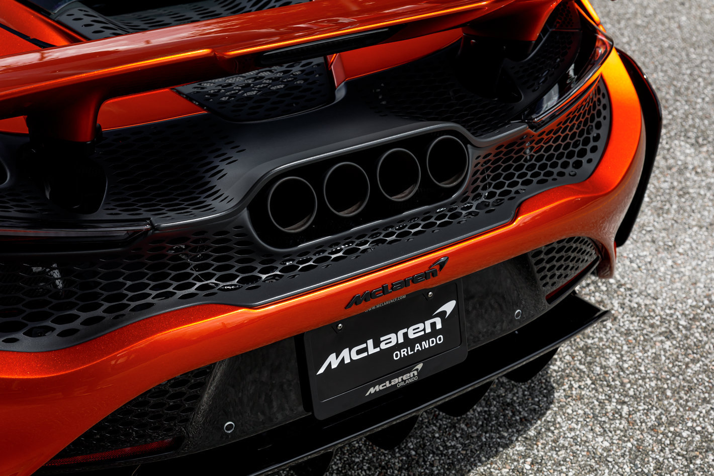 Used 2021 McLaren 765LT RWD image 10