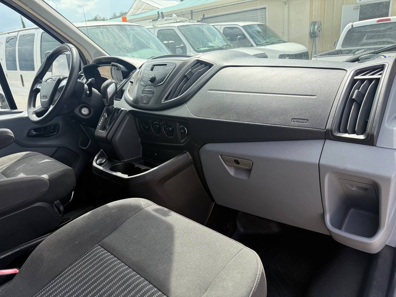 Used 2019 Ford Transit 250 130 Low Roof w/ Exterior Upgrade Package RWD image 38