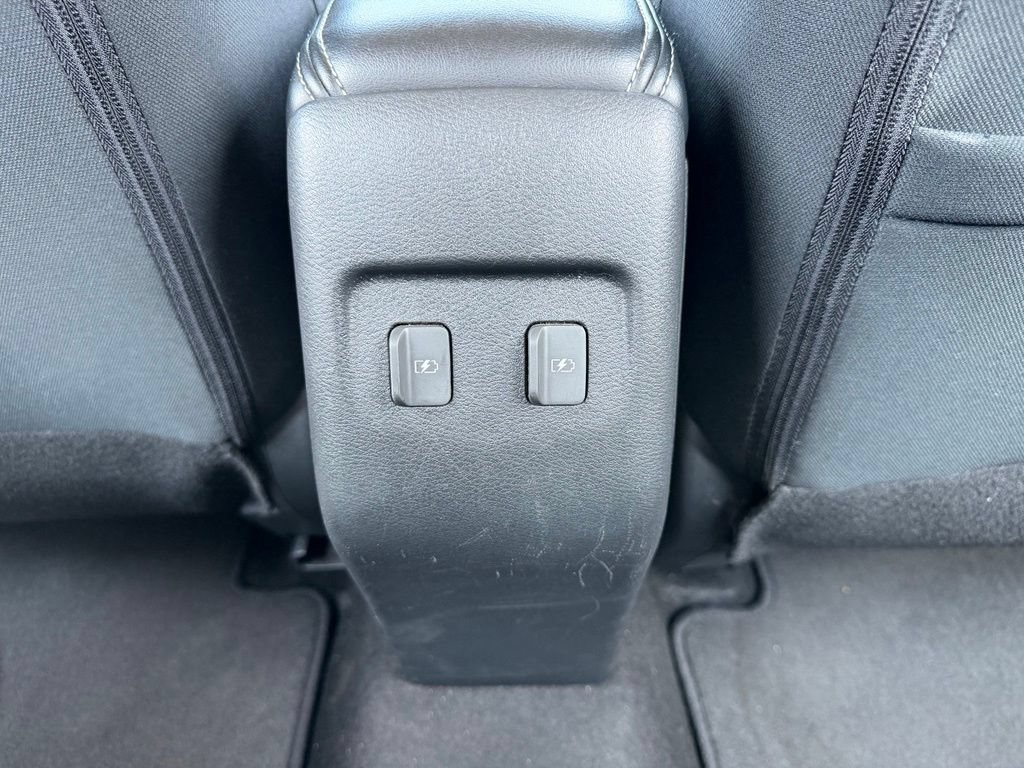 Used 2023 Nissan Kicks SV FWD image 29