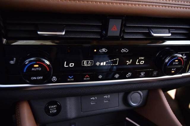 New 2026 Nissan Rogue Platinum w/ Platinum Premium Package image 18