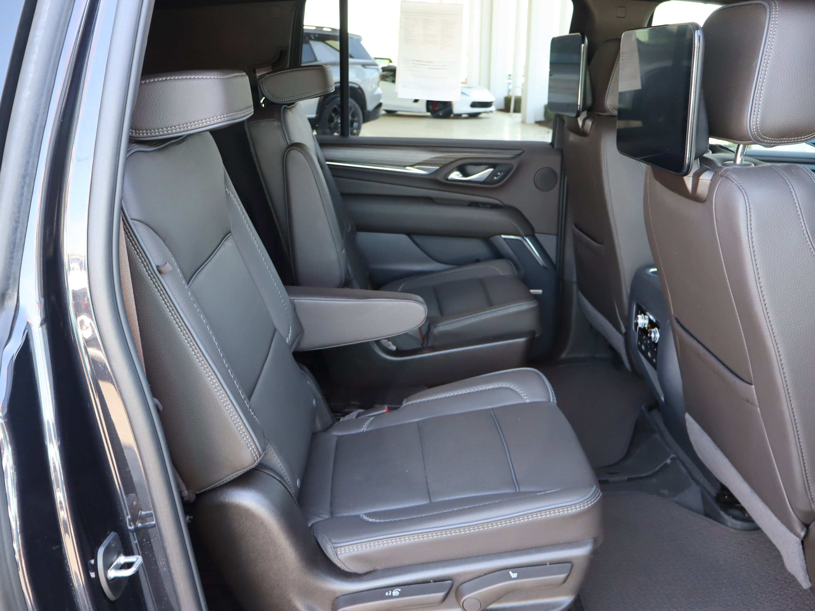 Certified 2024 GMC Yukon XL Denali w/ Advanced Technology Package image 40