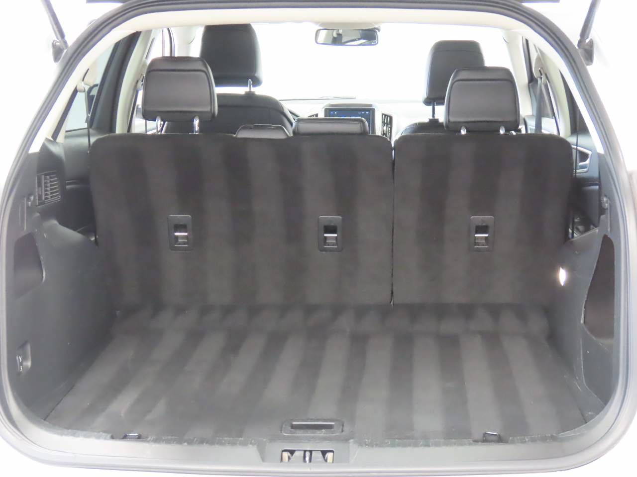 Used 2024 Ford Edge SEL AWD/4WD image 17
