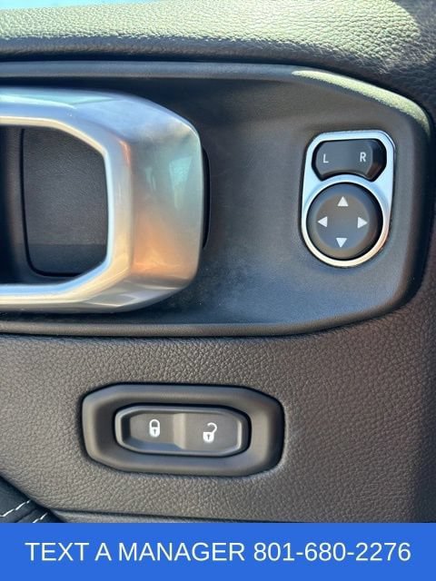 Used 2023 Jeep Wrangler Unlimited Sahara w/ Cold Weather Group AWD/4WD image 23