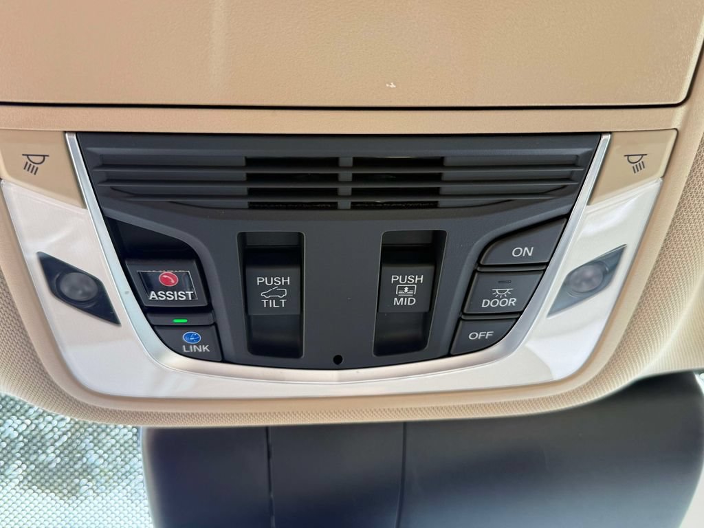 Certified 2024 Acura RDX SH-AWD image 28