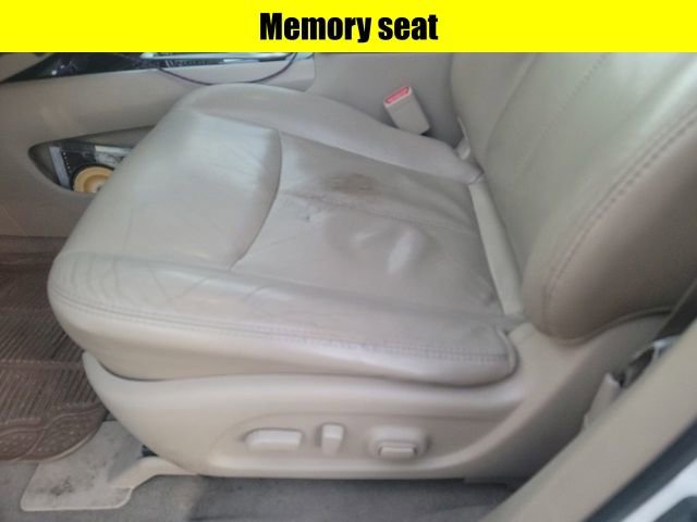 Used 2014 Nissan Pathfinder SL w/ SL Premium Package image 14