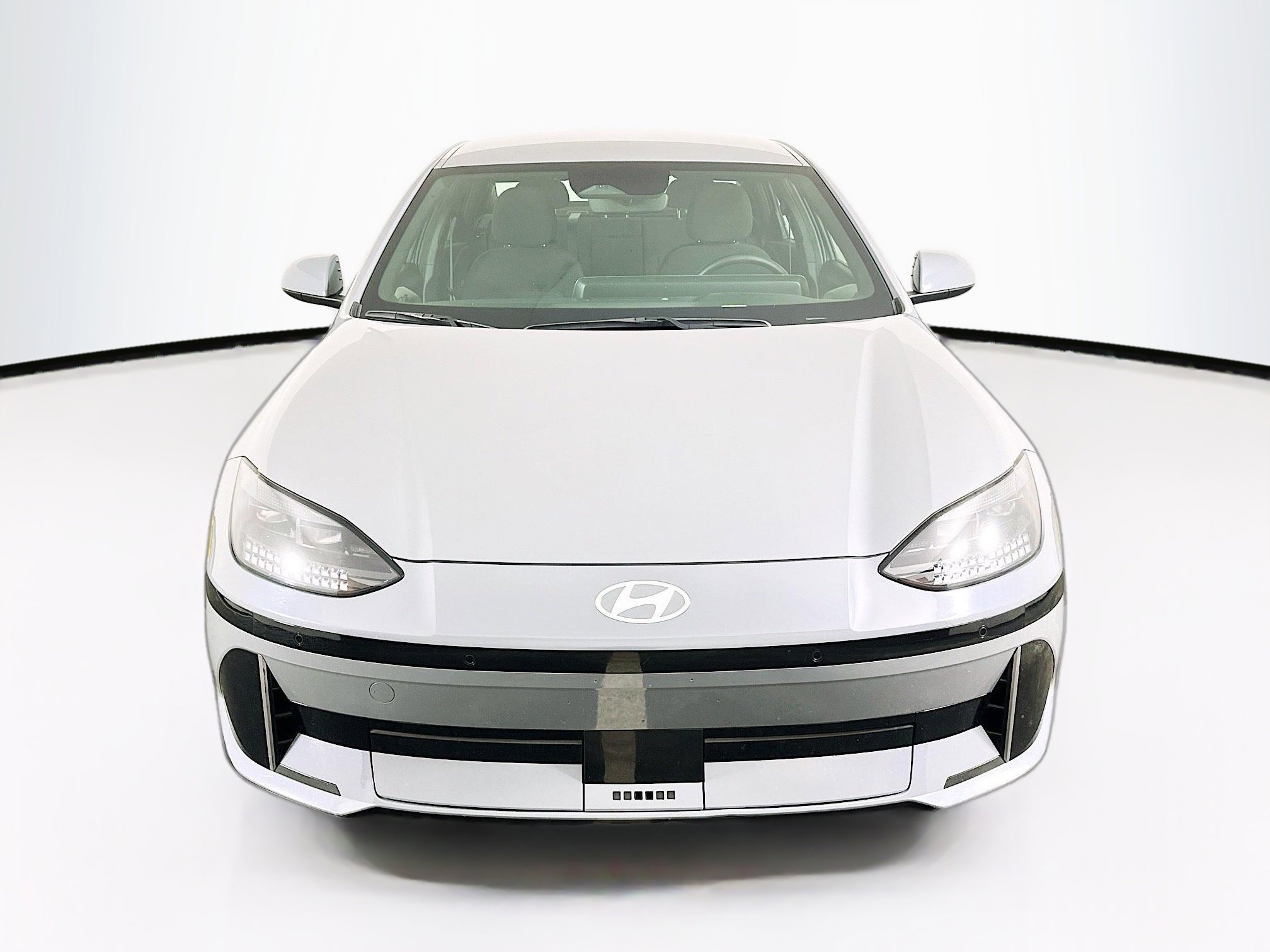 Used 2024 Hyundai Ioniq 6 SEL RWD image 2