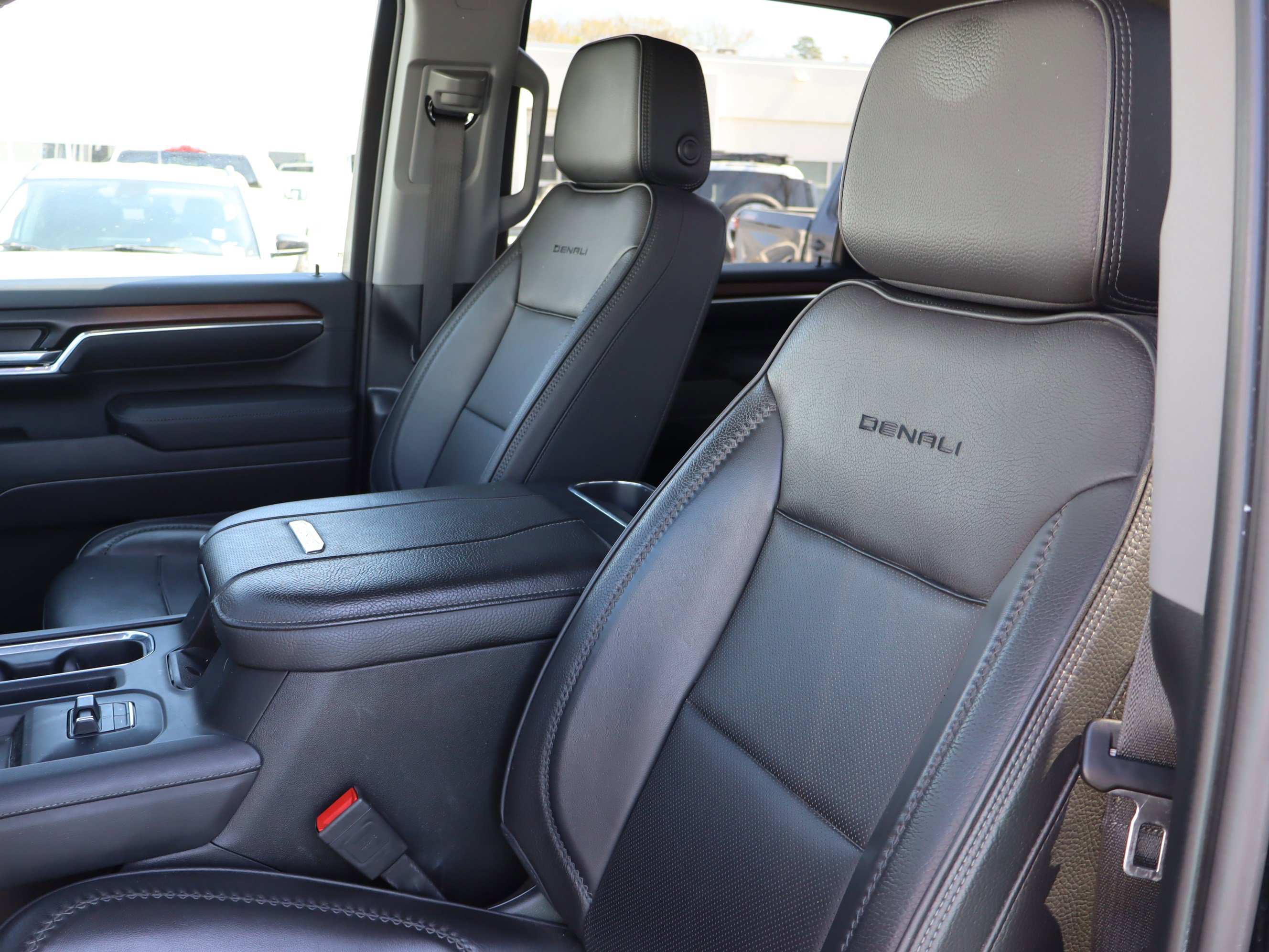 Certified 2024 GMC Sierra 2500 Denali w/ Denali Reserve Package image 23