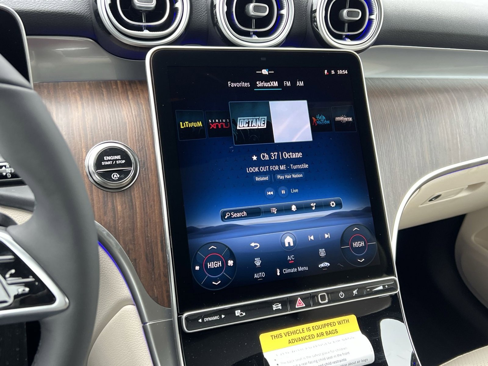 New 2026 Mercedes-Benz GLC 300 4MATIC image 16