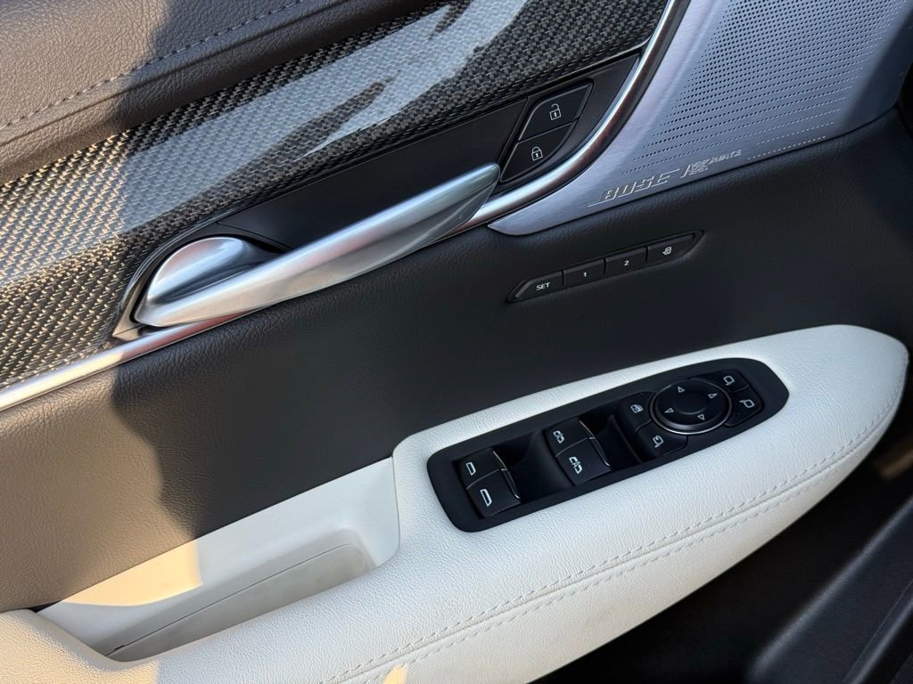 New 2026 Cadillac XT5 Sportv w/ LPO, Onyx Lite Package AWD/4WD image 19