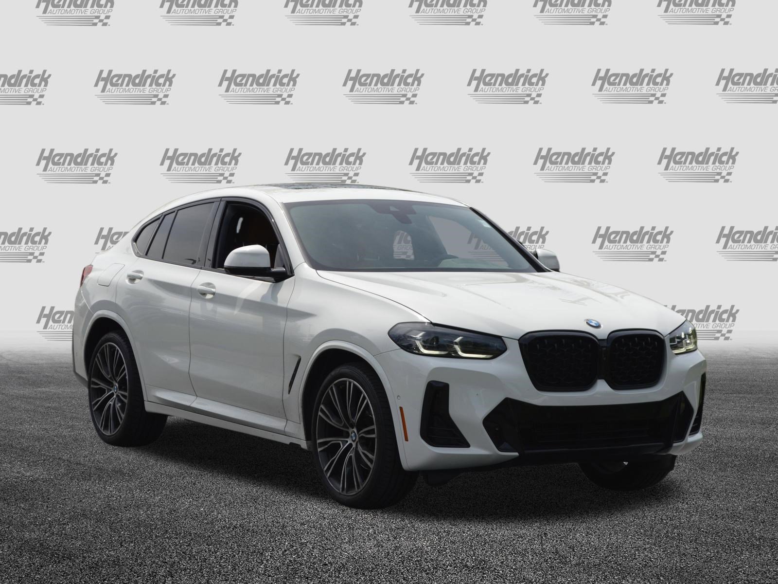 Used 2023 BMW X4 xDrive30i w/ M Sport Package image 5