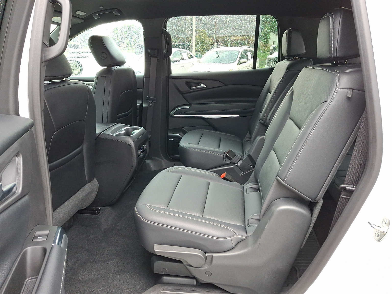 Used 2025 Chevrolet Traverse LT w/ Enhanced Driving Package FWD image 22