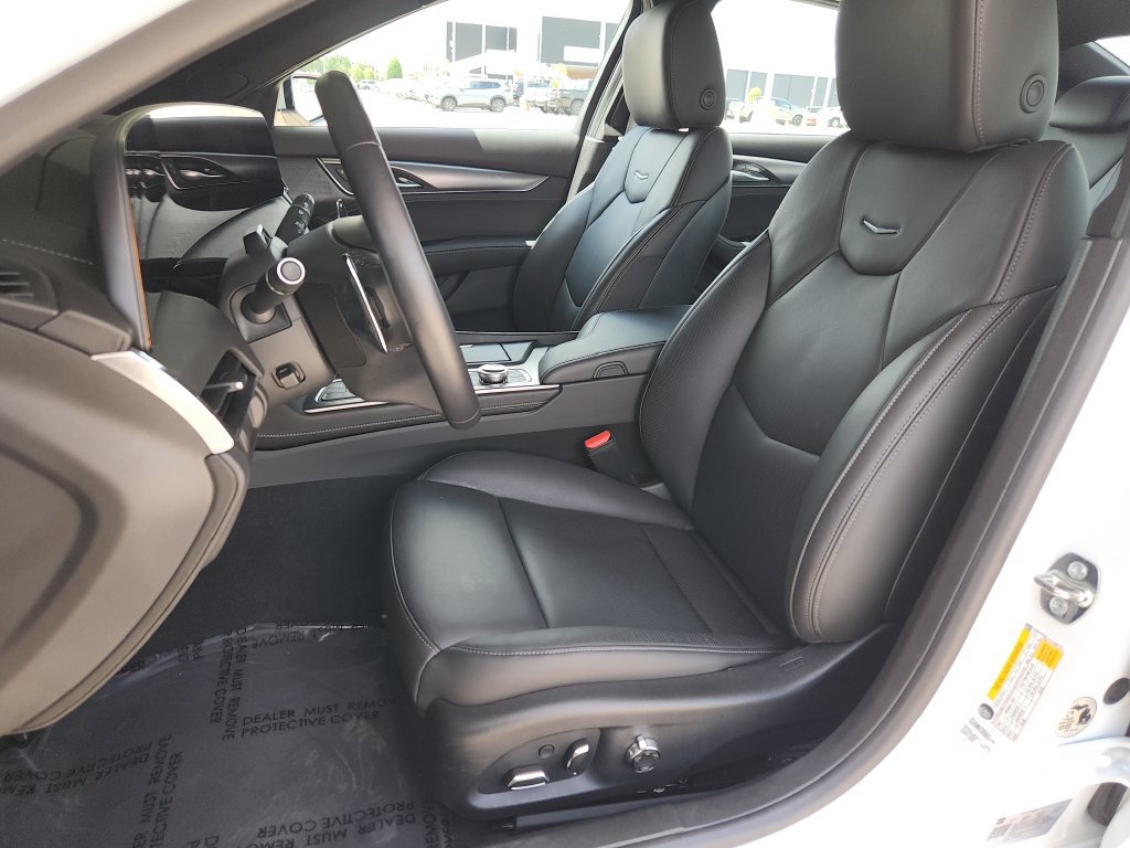 Used 2026 Cadillac CT5 Premium Luxury RWD image 13