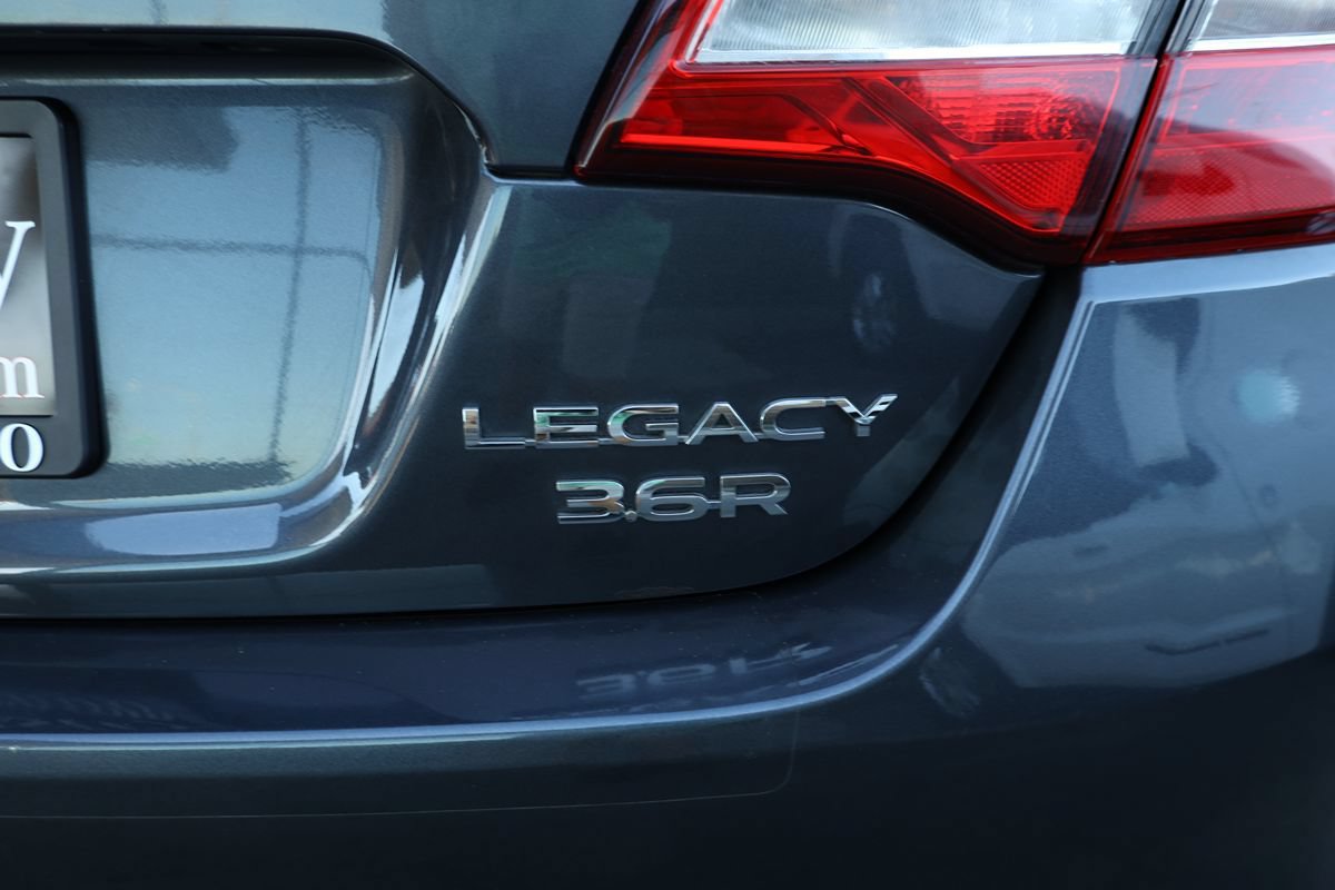 Used 2017 Subaru Legacy 3.6R Limited w/ Popular Package #4 AWD/4WD image 6