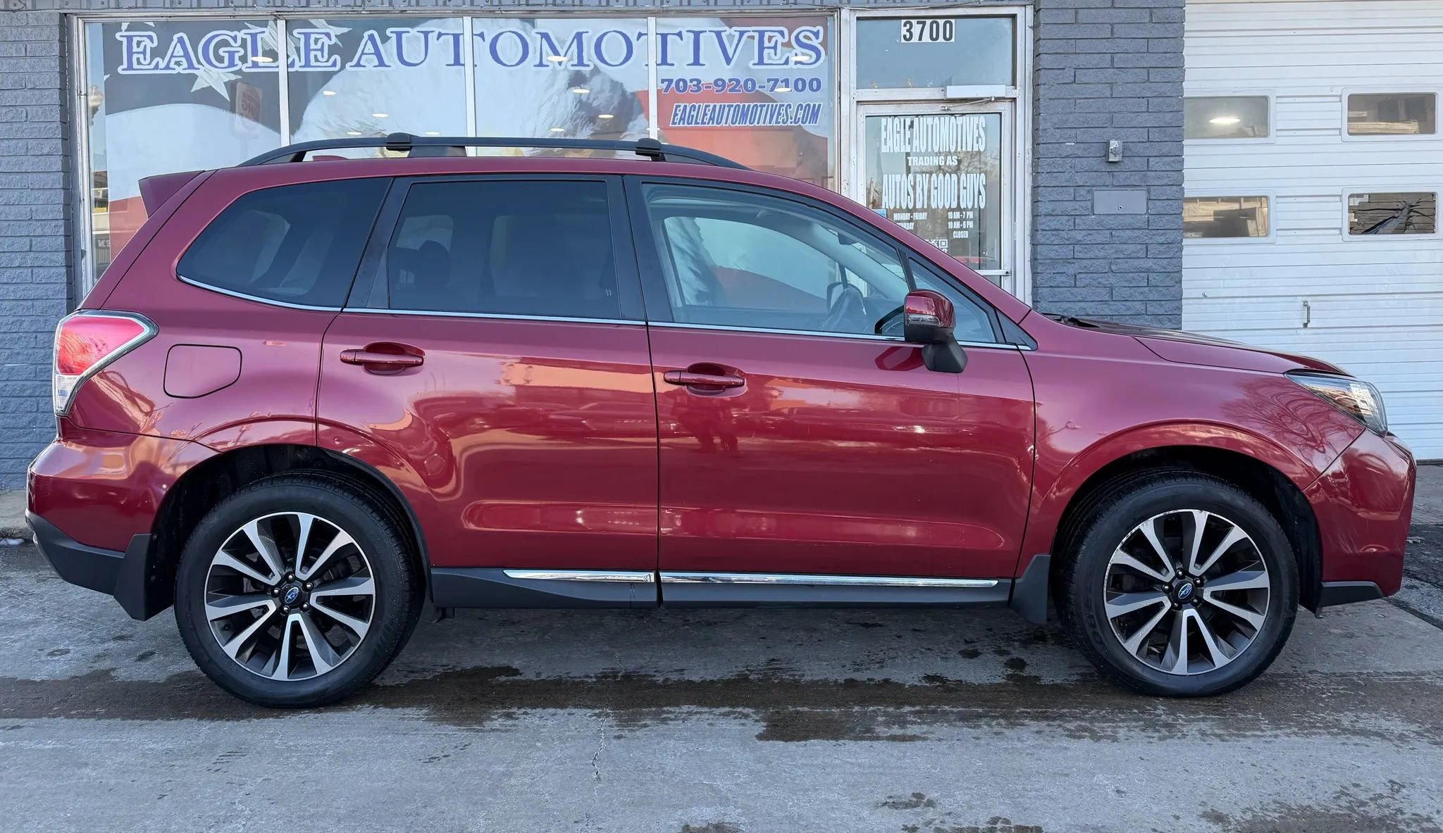 Used 2017 Subaru Forester 2.0XT Touring image 2