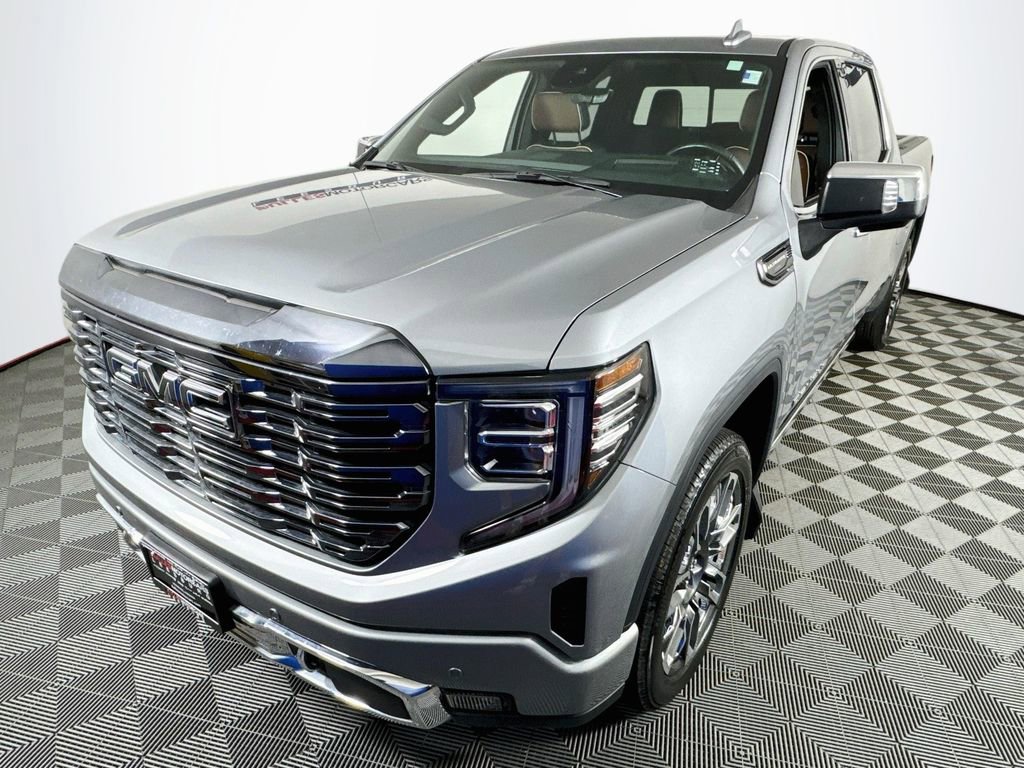 Used 2024 GMC Sierra 1500 Denali Ultimate AWD/4WD image 3