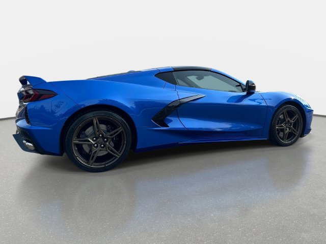 Used 2020 Chevrolet Corvette Stingray Premium Cpe w/ 3LT Preferred Equipment Group RWD image 5