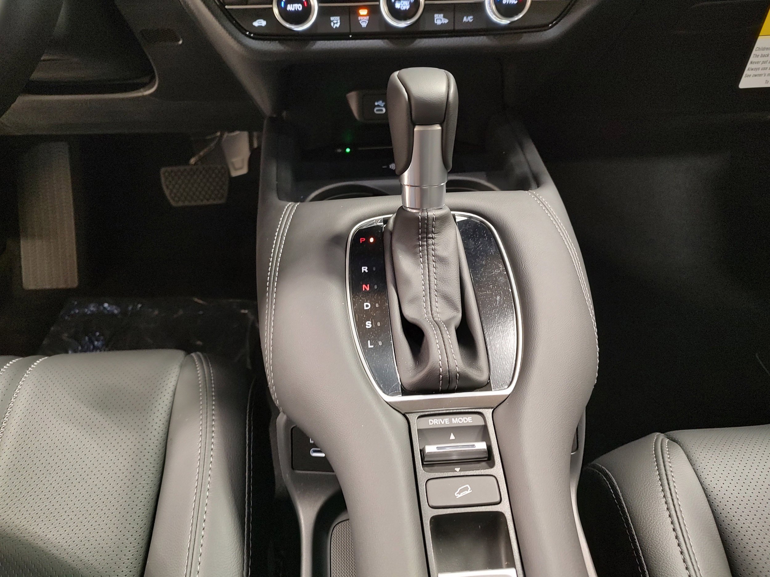 New 2026 Honda HR-V EX-L image 8