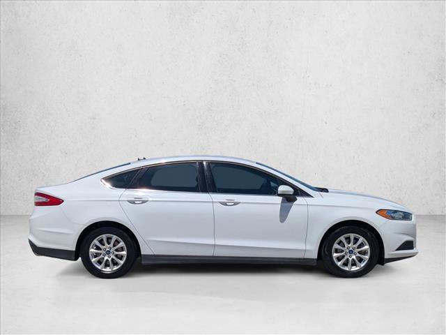Used 2016 Ford Fusion S FWD image 4