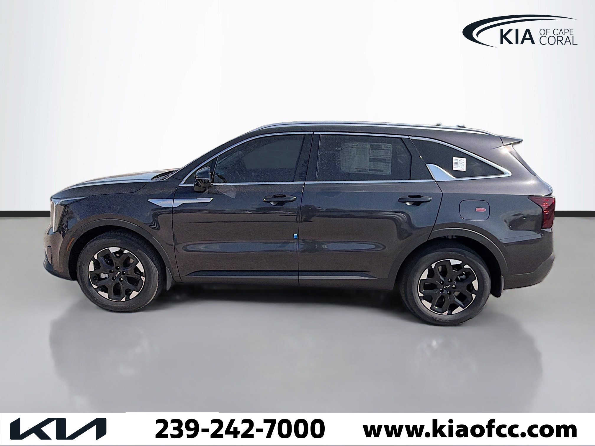 New 2026 Kia Sorento S FWD image 2