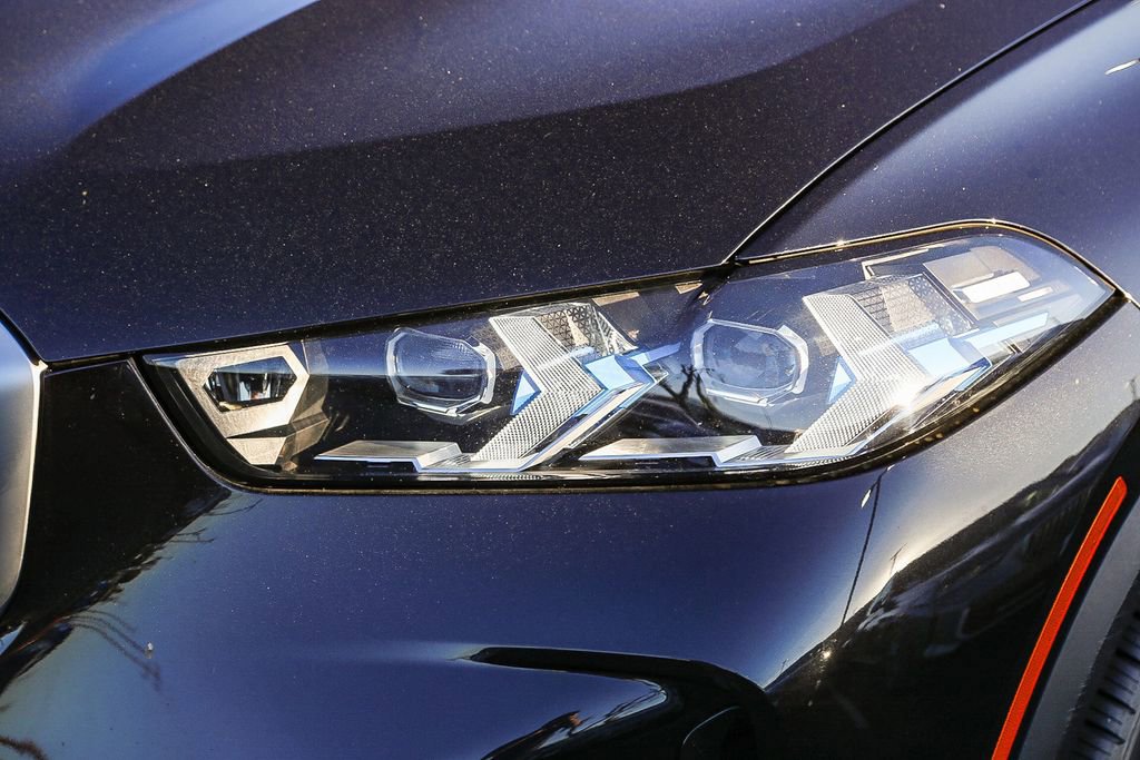 Used 2025 BMW X5 xDrive40i image 4