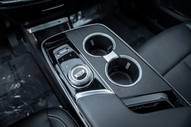 Used 2024 Cadillac Lyriq Tech image 34