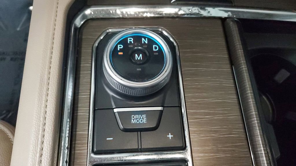 Used 2024 Ford Expedition Max Limited image 31
