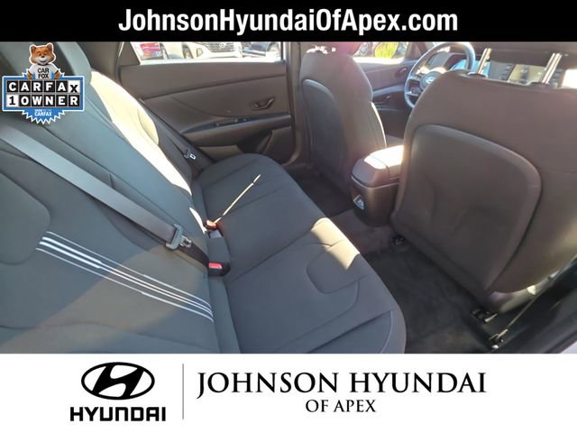 Used 2025 Hyundai Elantra Sport image 22