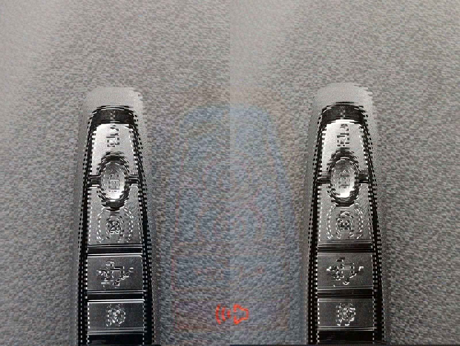 New 2026 Ford F150 XLT w/ Equipment Group 302A MID image 31