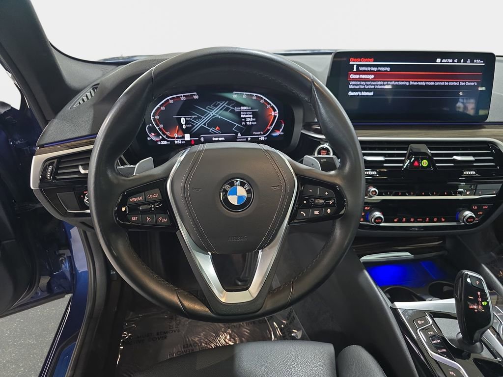 Used 2021 BMW 540i w/ Convenience Package image 19
