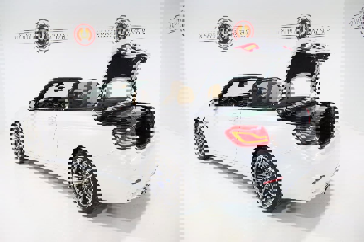 Used 2018 BMW M4 Convertible image 34