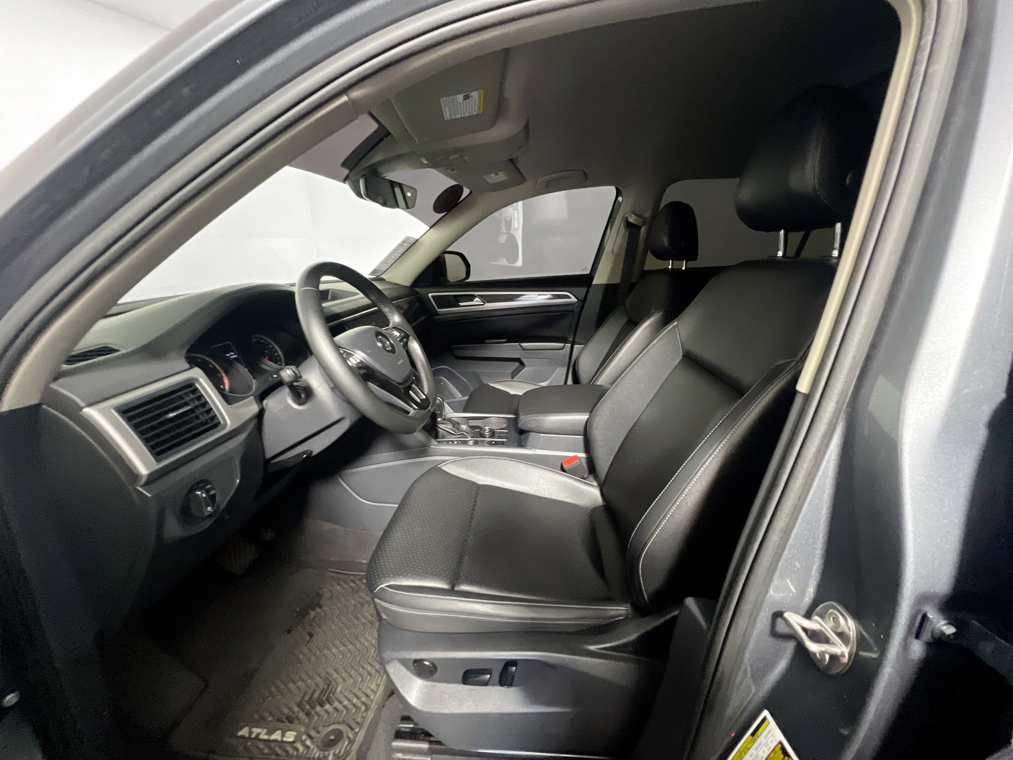 Used 2019 Volkswagen Atlas SE AWD/4WD image 14