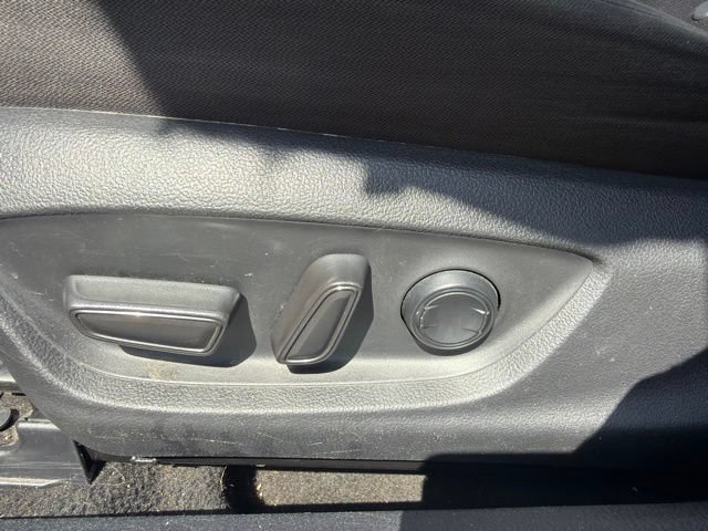 Used 2022 Toyota Camry LE FWD image 20
