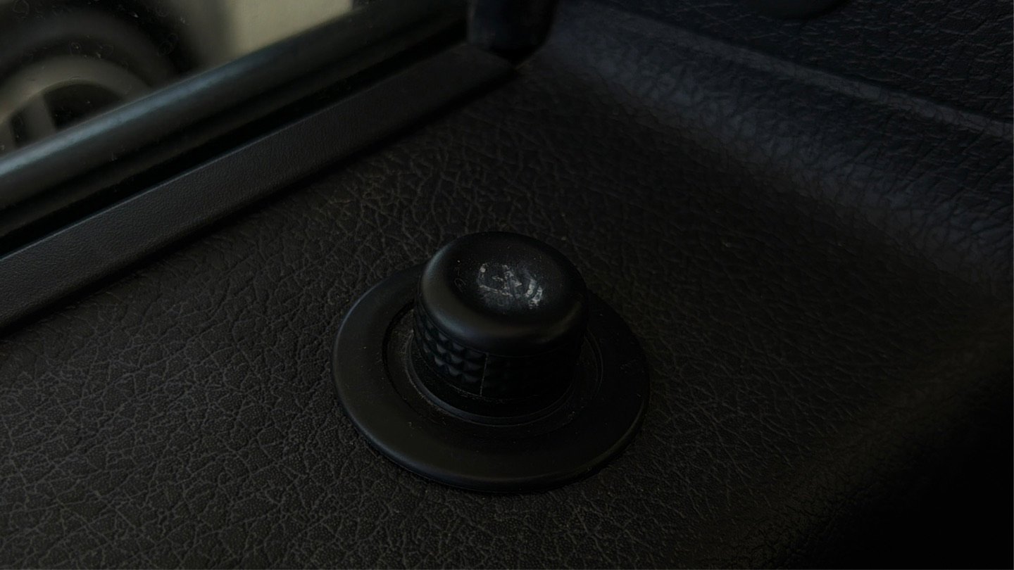 Used 2014 Ford F150 King Ranch w/ King Ranch Luxury Package AWD/4WD image 49