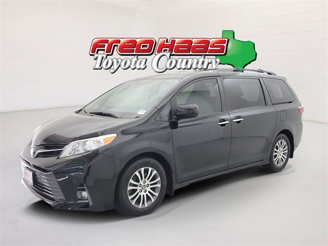 Used 2019 Toyota Sienna XLE Premium