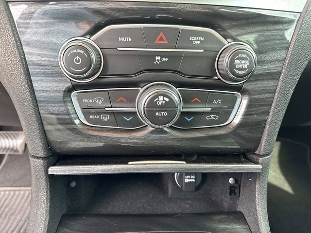 Used 2019 Chrysler 300 Touring L w/ Quick Order Package 22F RWD image 25