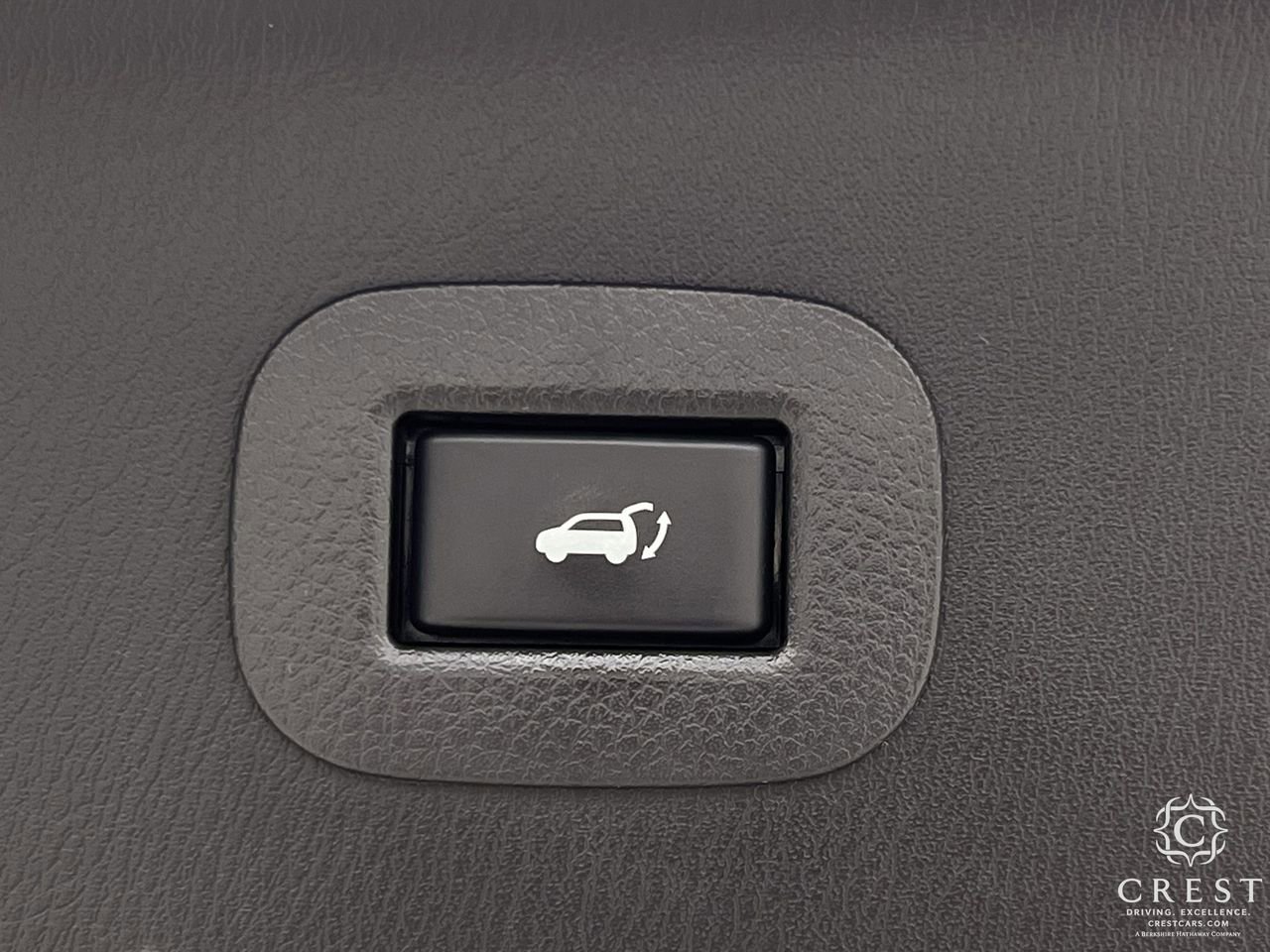 Used 2023 INFINITI QX80 Luxe w/ Cargo Package image 32