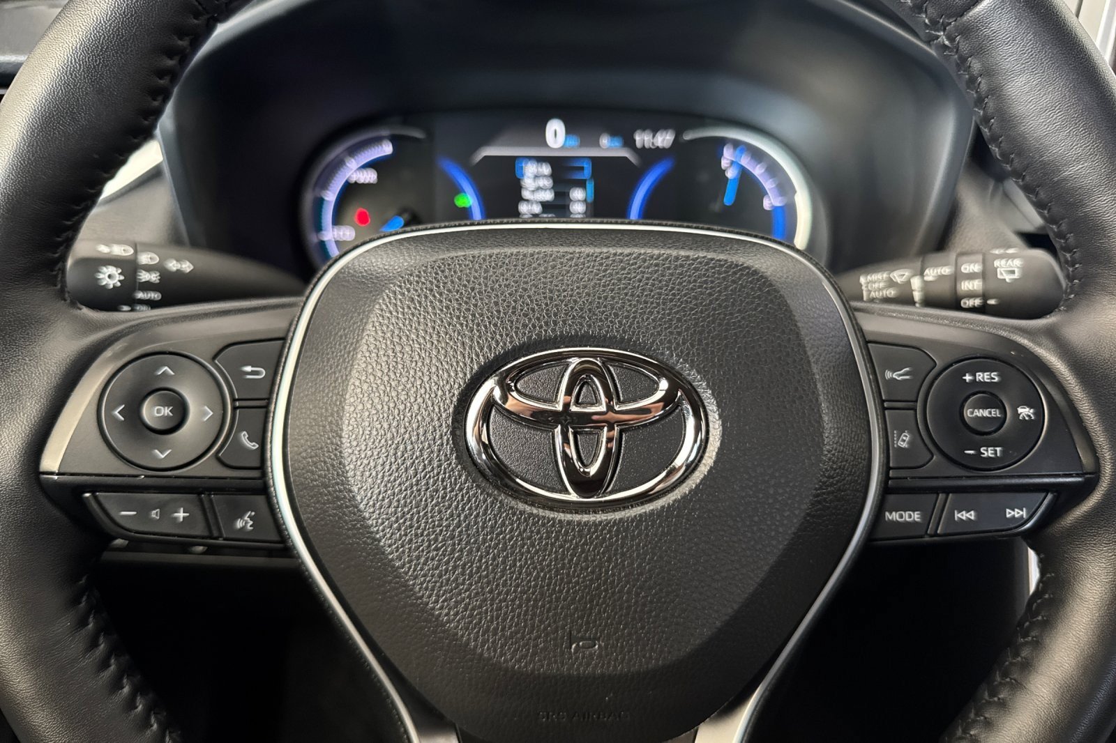 Certified 2025 Toyota RAV4 SE w/ Convenience Package AWD/4WD image 22
