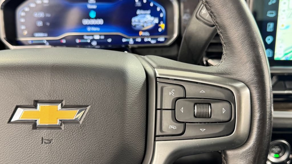 Used 2022 Chevrolet Silverado 1500 LT AWD/4WD image 21