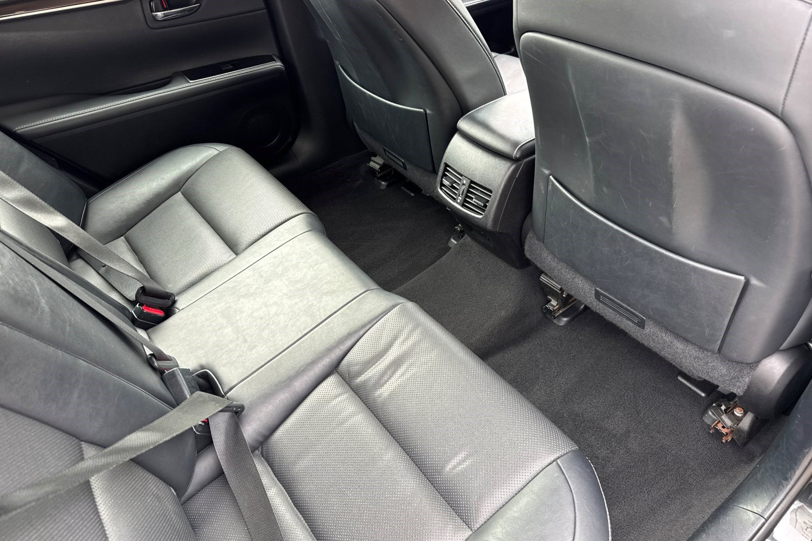 Used 2017 Lexus ES 300h w/ Navigation System Package FWD image 32