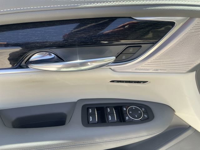 Certified 2023 Cadillac XT6 Premium Luxury w/ Technology Package AWD/4WD image 24