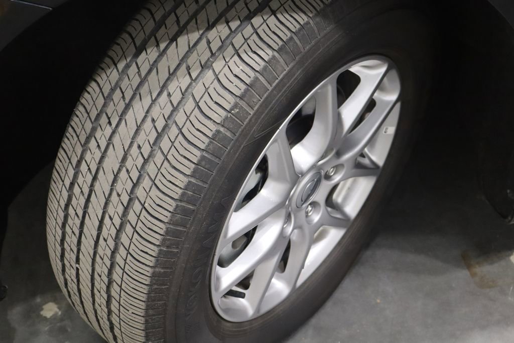 Used 2024 Chrysler Pacifica Touring-L image 40