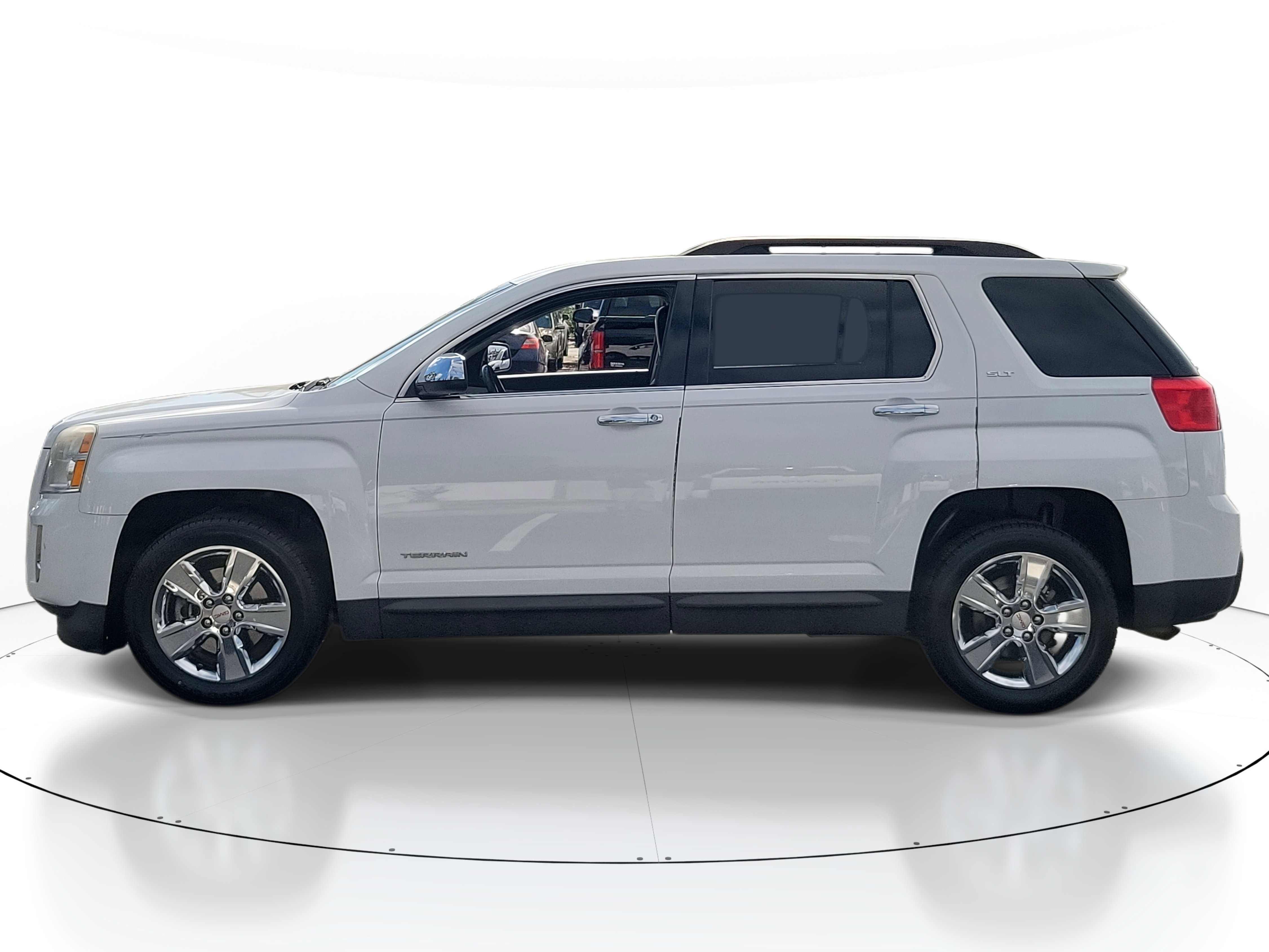Used 2015 GMC Terrain SLT w/ Chrome Edition image 3